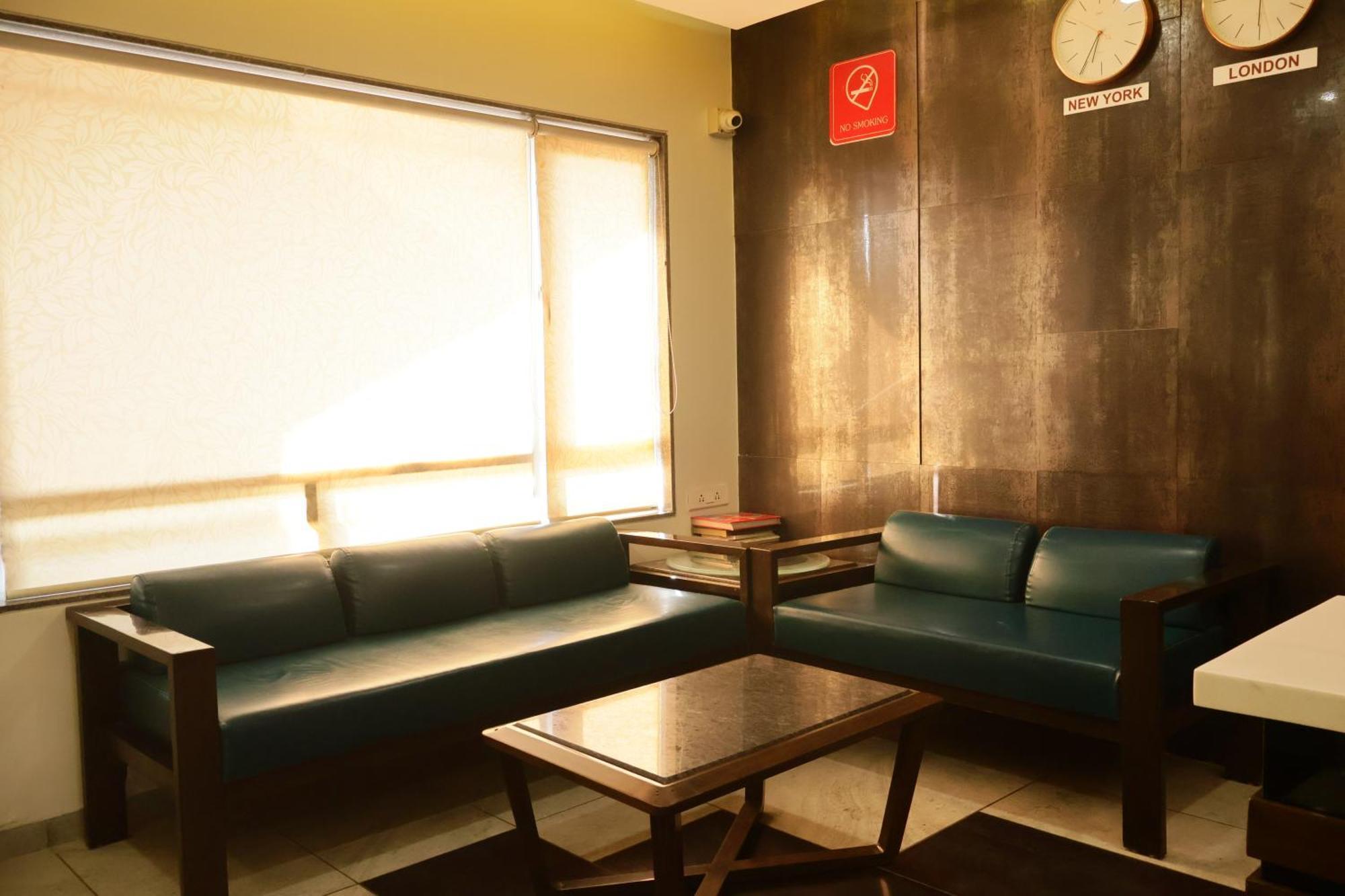 Hotel Kabir Ahmedabad Eksteriør billede