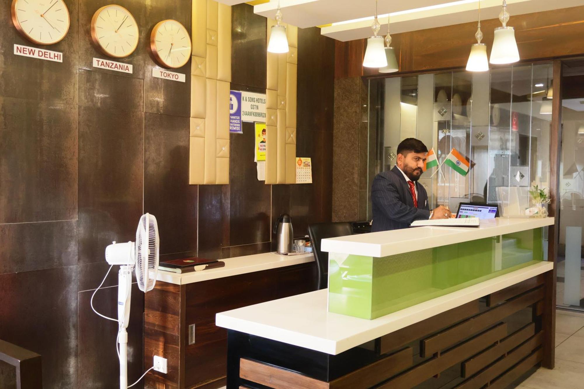 Hotel Kabir Ahmedabad Eksteriør billede