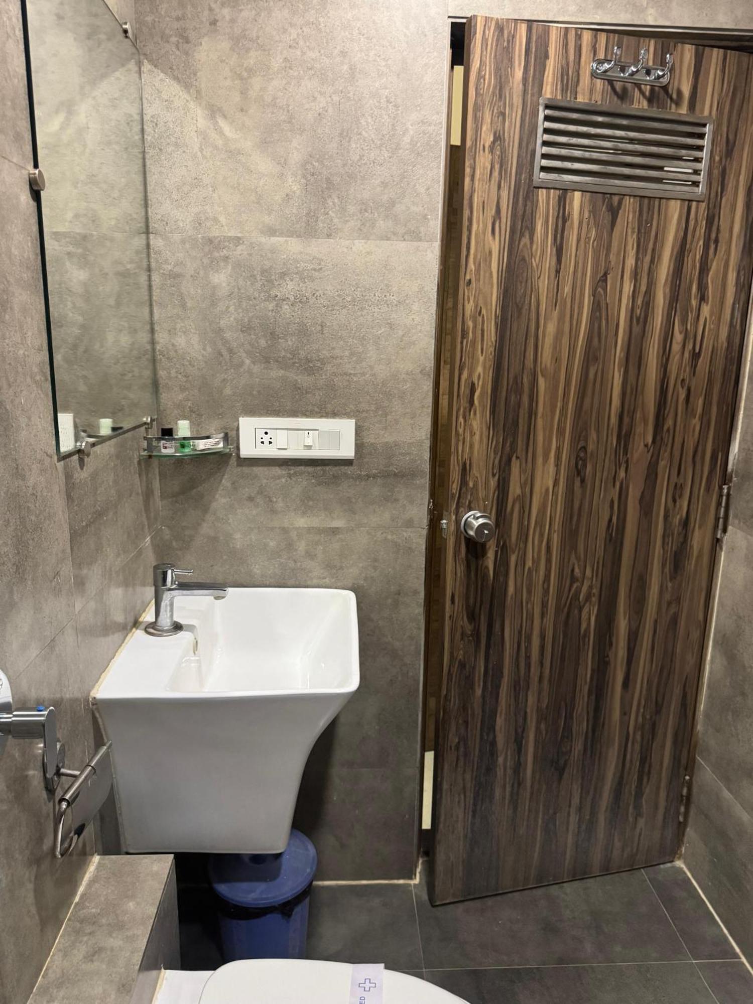 Hotel Kabir Ahmedabad Eksteriør billede