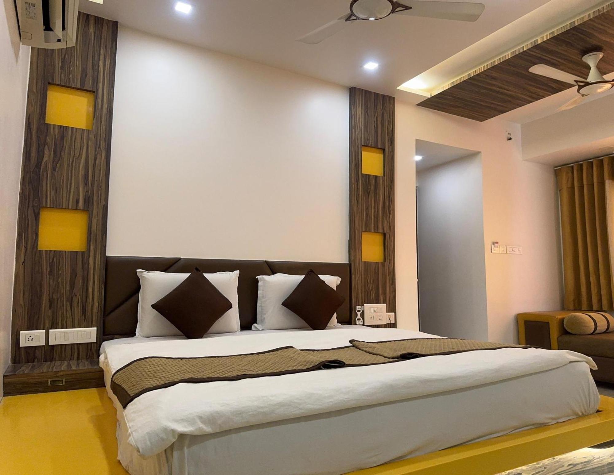 Hotel Kabir Ahmedabad Eksteriør billede