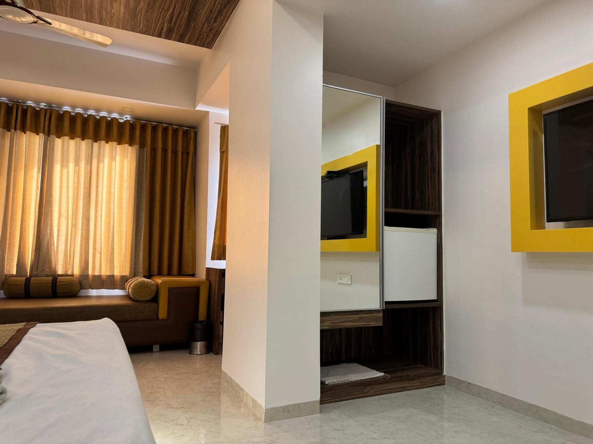 Hotel Kabir Ahmedabad Eksteriør billede