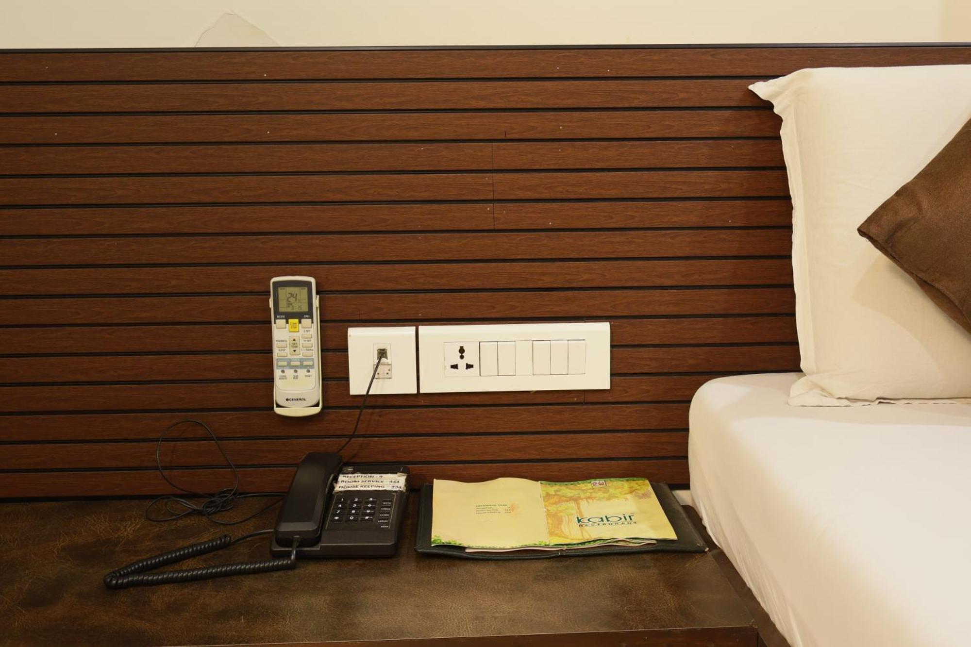 Hotel Kabir Ahmedabad Eksteriør billede