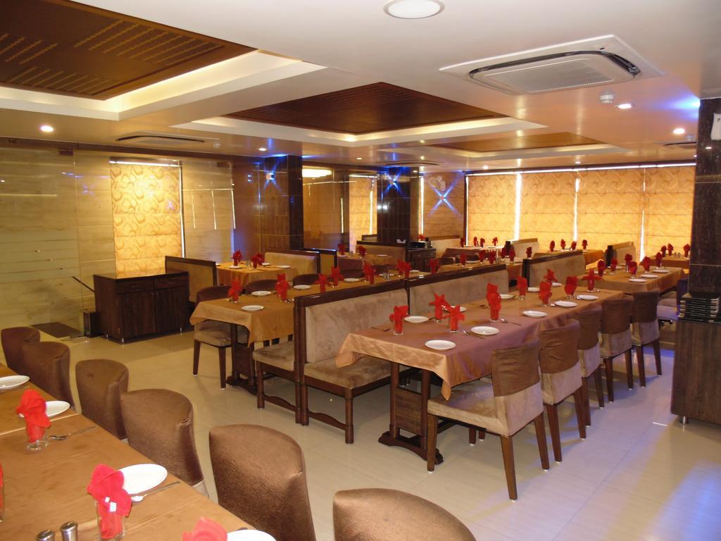 Hotel Kabir Ahmedabad Eksteriør billede