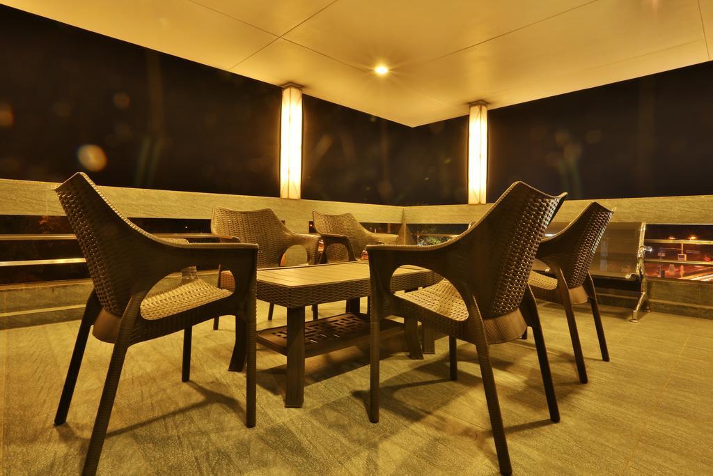 Hotel Kabir Ahmedabad Eksteriør billede